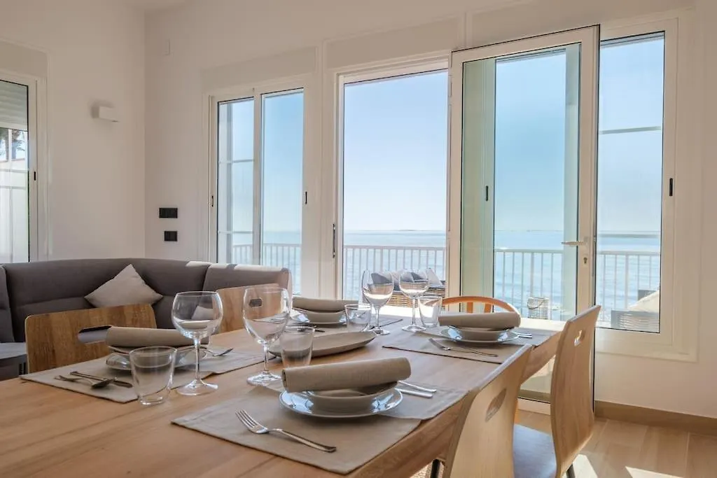 Holiday home Elegancia Y Lujo Frente Al Mar. Villa Alcanar